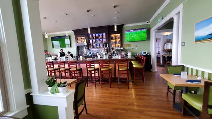 Lara's Fine Dining, business photo 3