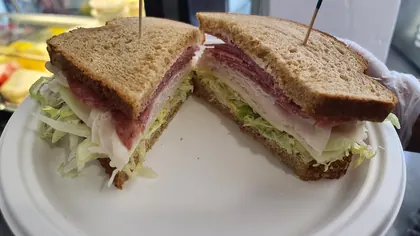 Navarro's italian deli, business photo 4