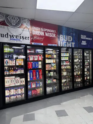 Us liquor & market, business photo 3
